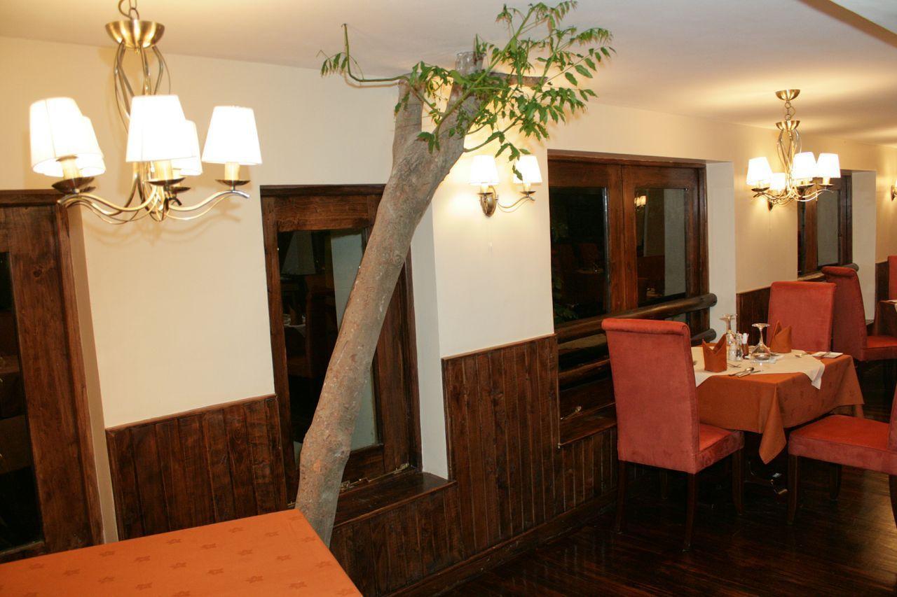 Treetops Mweiga Exterior foto