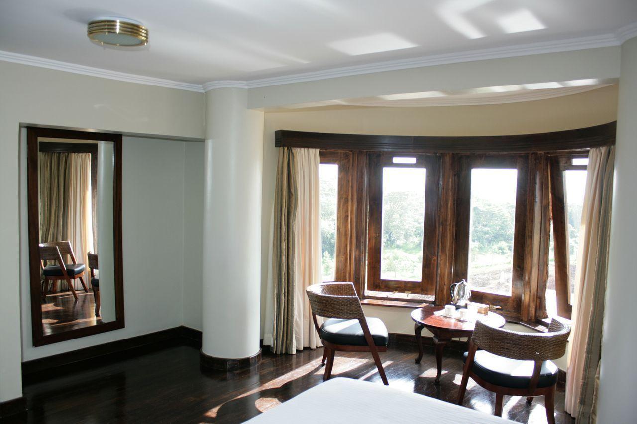 Treetops Mweiga Habitación foto